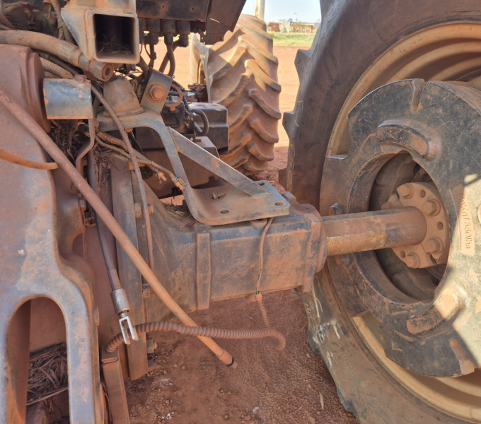 TRATOR DE PNEUS CASE 225, 2014, HCCZC225CDCR17040