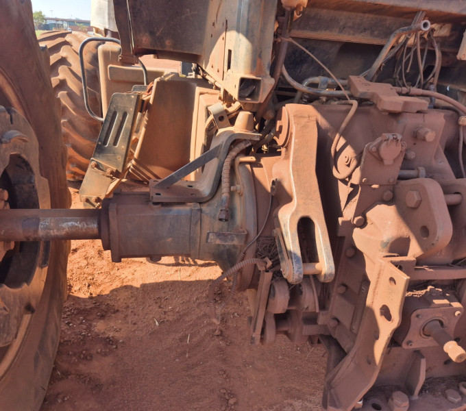 TRATOR DE PNEUS CASE 225, 2014, HCCZC225CDCR17040