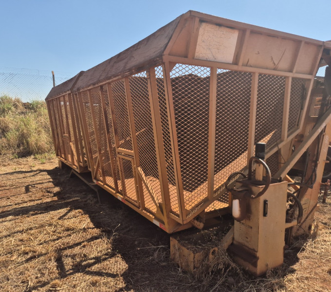 IMPLEMENTO TRANSBORDO PARA CHASSI