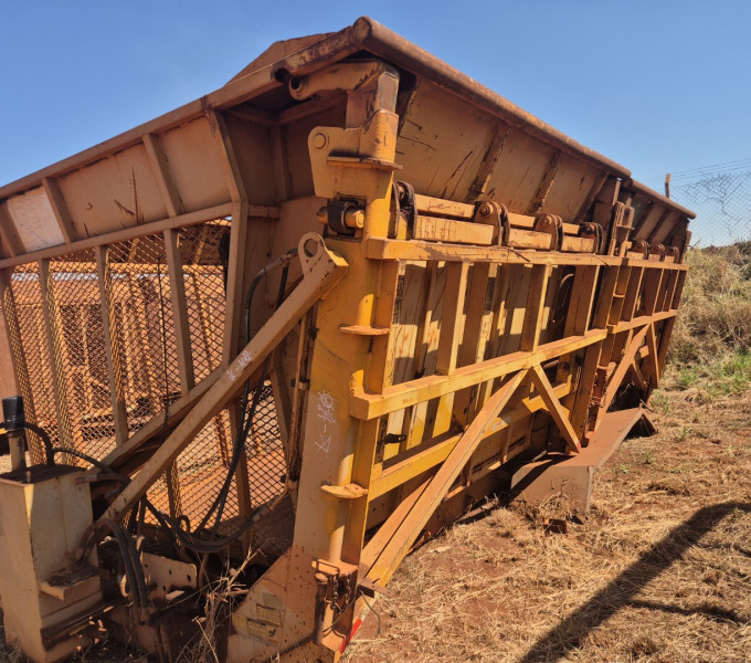 IMPLEMENTO TRANSBORDO PARA CHASSI