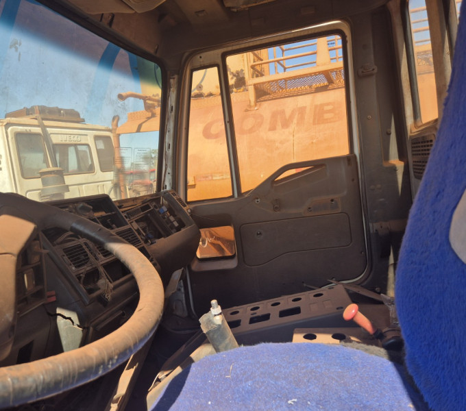 CAMINHÃO PIPA IVECO 260E25, PLACA: HFD-8A59, 2010