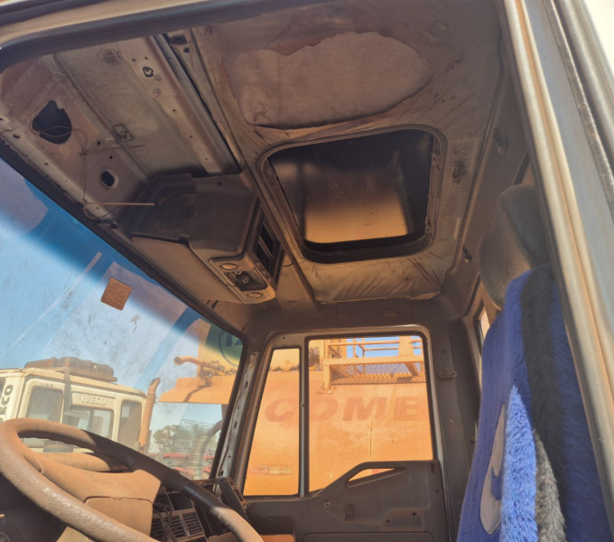 CAMINHÃO PIPA IVECO 260E25, PLACA: HFD-8A59, 2010