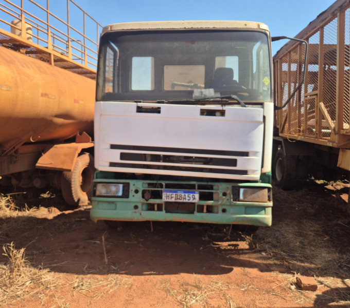 CAMINHÃO PIPA IVECO 260E25, PLACA: HFD-8A59, 2010