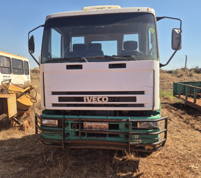 CAMINHÃO PLATAFORMA IVECO 260E25, PLACA: HDW-3309, 2010