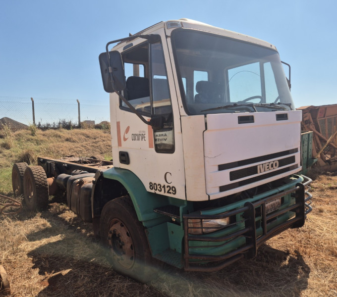 CAMINHÃO PLATAFORMA IVECO 260E25, PLACA: HDW-3309, 2010