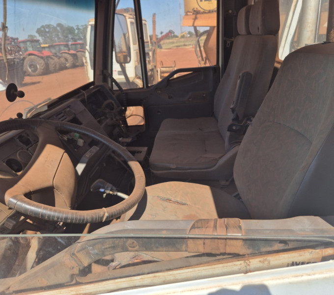 CAMINHÃO TRANSBORDO IVECO 260E25, PLACA: GRP-2D27, 2009