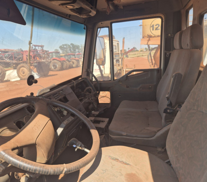 CAMINHÃO TRANSBORDO IVECO 260E25, PLACA: GRP-2D27, 2009