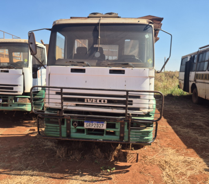 CAMINHÃO TRANSBORDO IVECO 260E25, PLACA: GRP-2D27, 2009