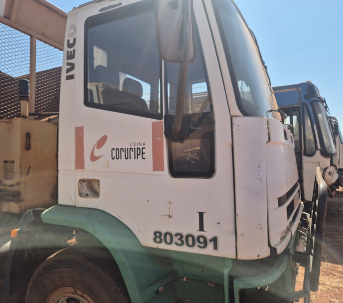 CAMINHÃO TRANSBORDO IVECO 260E25, PLACA: GRP-2D27, 2009