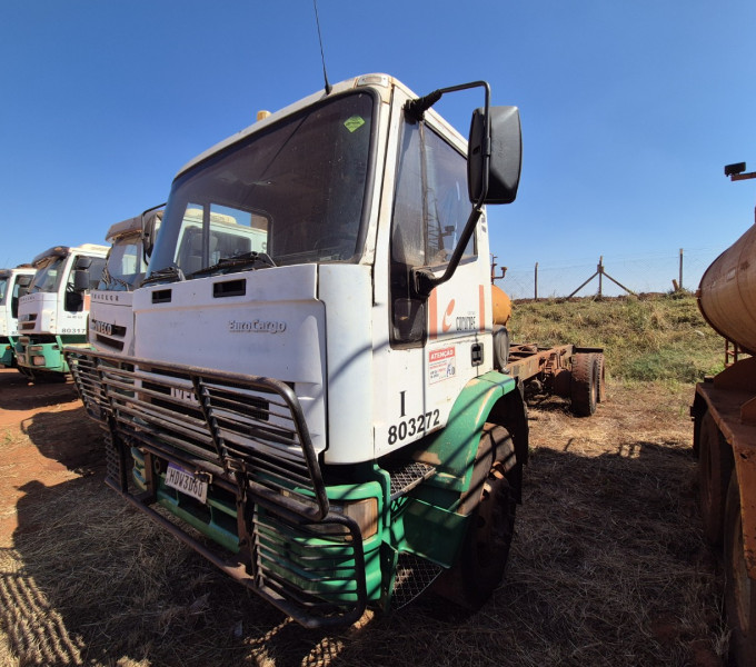 CAMINHÃO PLATAFORMA IVECO 260E25, PLACA: HDW-3D60, 2011