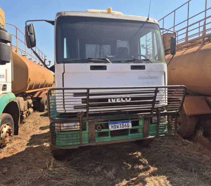 CAMINHÃO PLATAFORMA IVECO 260E25, PLACA: HDW-3D60, 2011