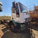 CAMINHÃO PLATAFORMA IVECO 260E25, PLACA: HDW-3D60, 2011