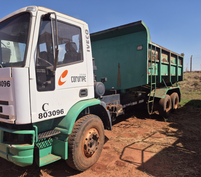 CAMINHÃO BASCULANTE IVECO 260E25, PLACA: GRP-2480, 2009