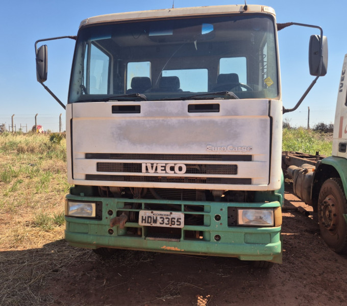 CAMINHÃO PLATAFORMA IVECO 260E25, PLACA: HDW-3365, 2011