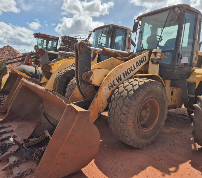 PÁ MECANICA NEW HOLLAND TM170ZB, 2012 + I2C1