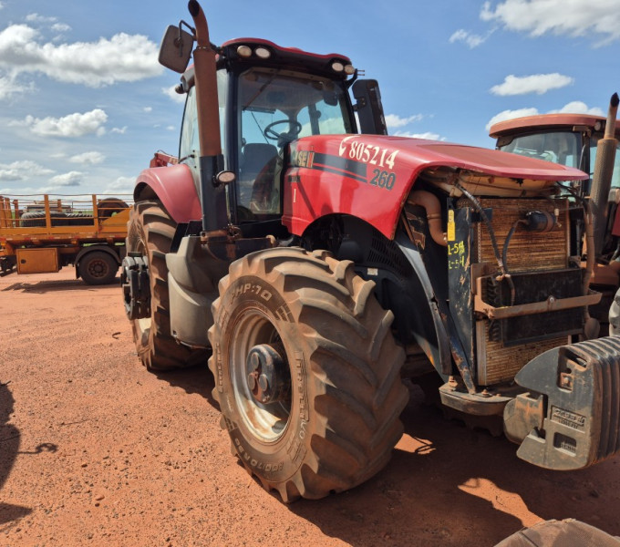 TRATOR DE PNEUS CASE 260, 2018, HCCZ3M26AJCM71503 + I2C4