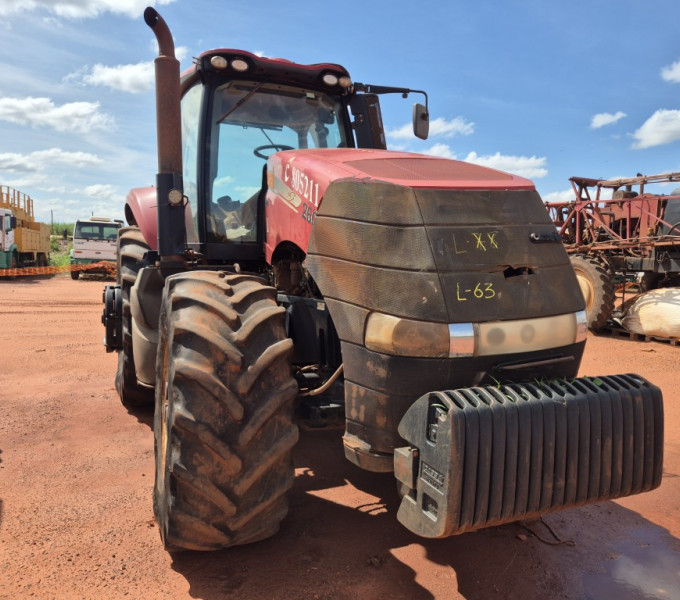 TRATOR DE PNEUS CASE 260, 2018, HCCZ3M26PJCM71248 C/ KIT PNEUS UNIPORT
13.6 R38 R1W