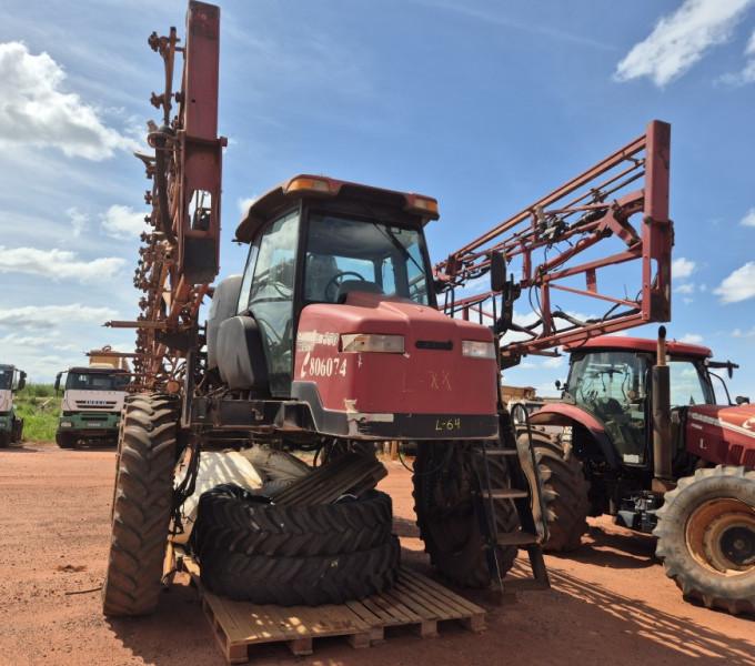 CASE PATRIOT PULVERISADOR + DIVERSOS PNEUS P/ PULVERIZADOR