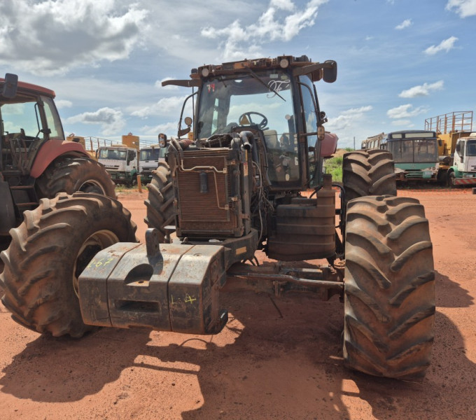 TRATOR DE PNEUS CASE 225, 2014, HCCZC225CDCR17040
