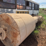 TANQUE VERTICAL E ESCADA EM AC