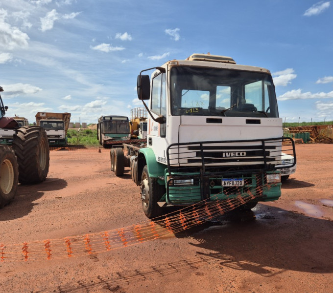 CAMINHÃO PLATAFORMA IVECO 260E25, PLACA: NYF-8J20, 2011