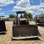 Retroescavadeira case com pá extra