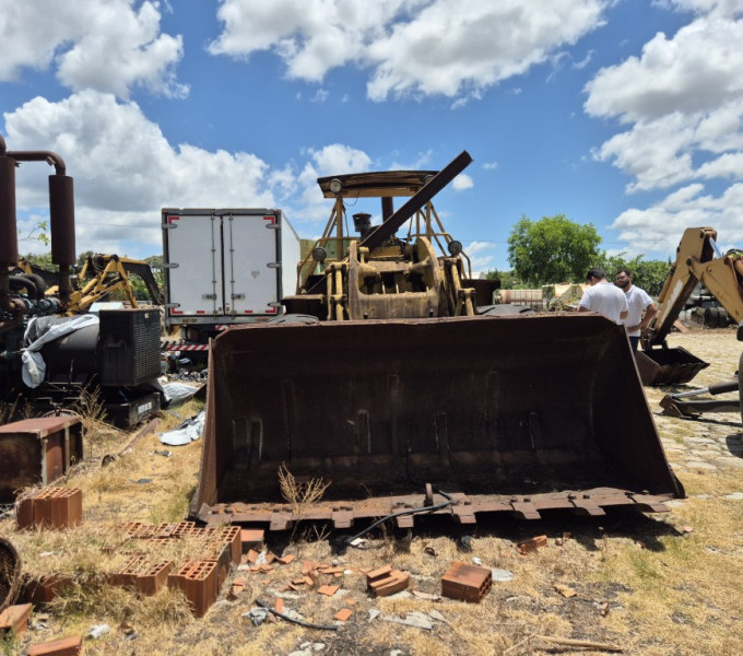 Pá mecânica  caterpillar 966 c