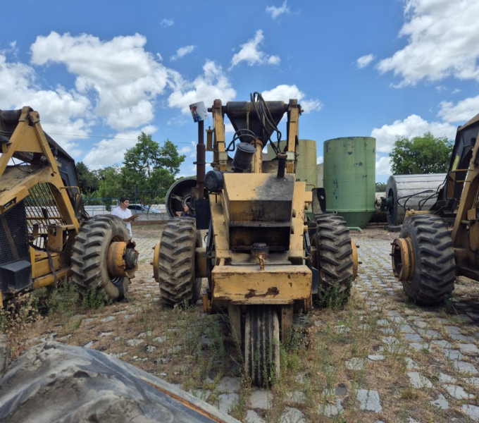 Super carregadeira bell, carga 800 kg