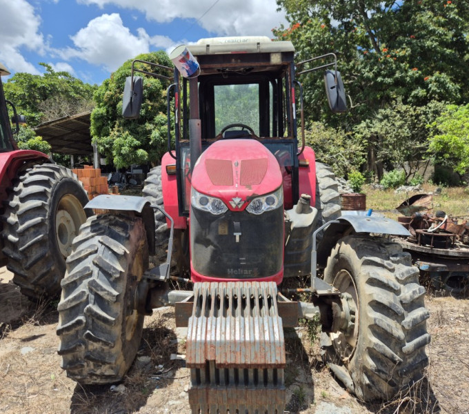 Trator de pneus massey fergunson 5710