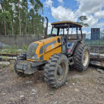 Trator de pneus valtra bm100