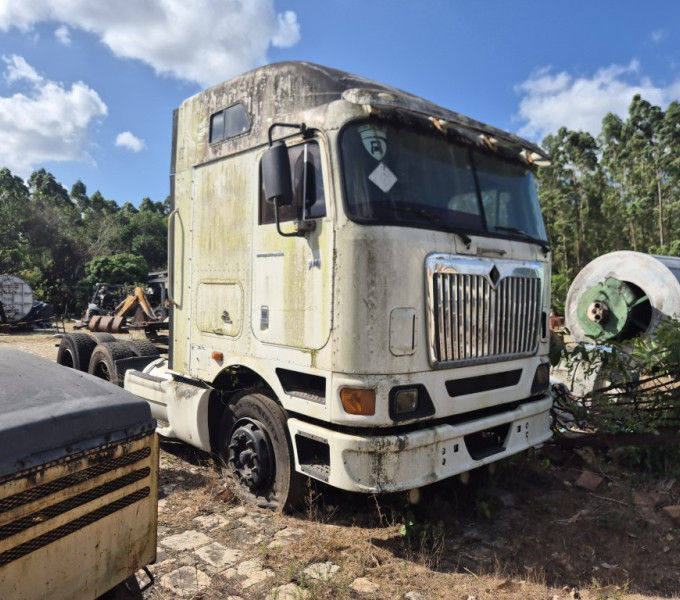 Caminhão Cavalo Mecanico Internacional Pro sleeper