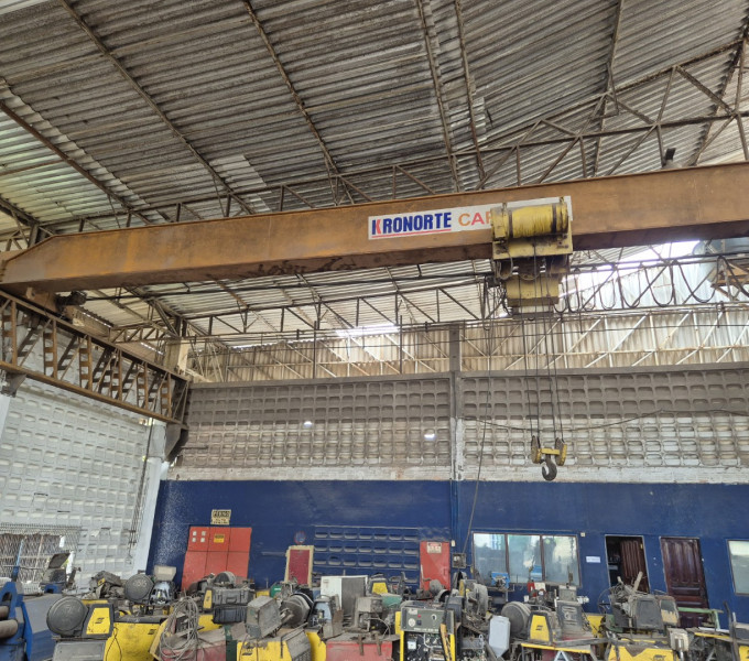 Ponte rolante demag, 1/2  capacidade 10 ton, trilhos desmontados