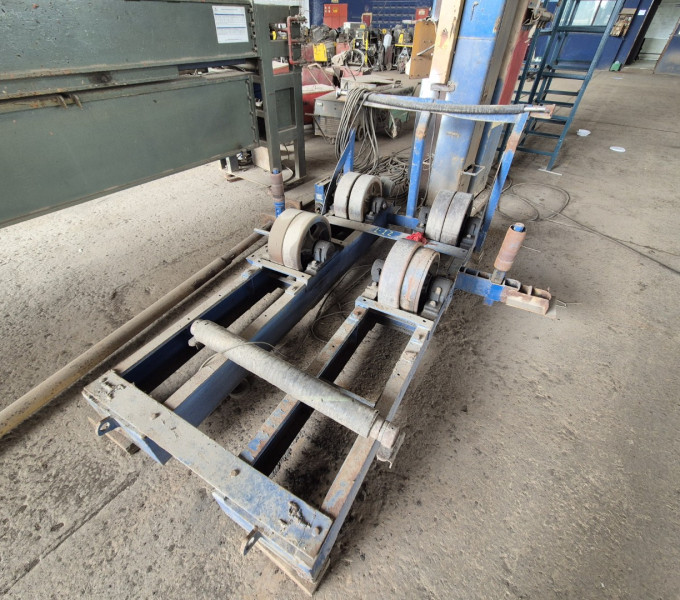 Carrinho de manuntenção com motor elétrico