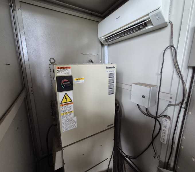 Robô de solda Powermig Fonte Panasonic TM 1400 WGH III