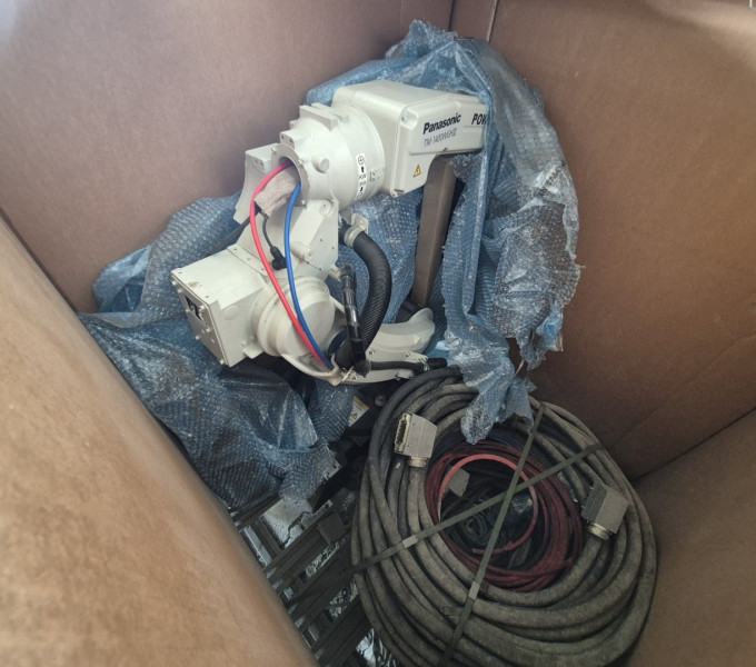 Robô de solda Powermig Fonte Panasonic TM 1400 WGH III