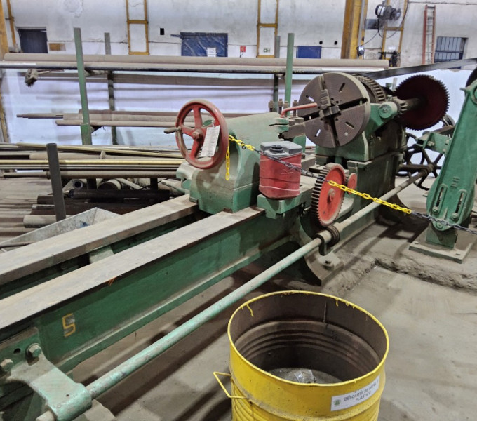 Torno mecânico barramento 2 m