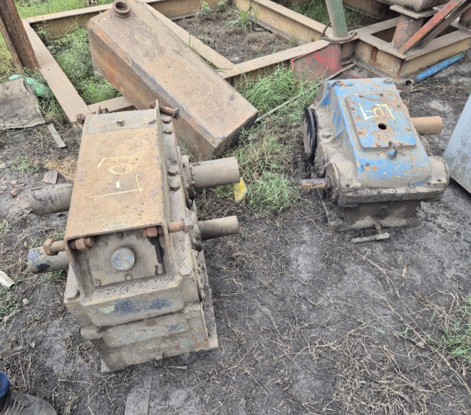 Redutor de velocidade p/ Esteira metálica, 1 Bomba centrífuga