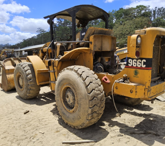 Máquina pesada Pá mecânica caterpillar 966c + peças novas de máquina 966 e 930