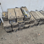 Grande quantidade de baterias automotivas 73 maiores aprox. 15T