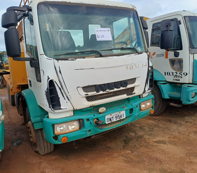 Caminhão C/ Implemento bombeiro Iveco Tector 260E28, Ano: 2013, Frota: 103274