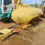 Tanque horizontal com chassi p inflamáveis Frota: 103320