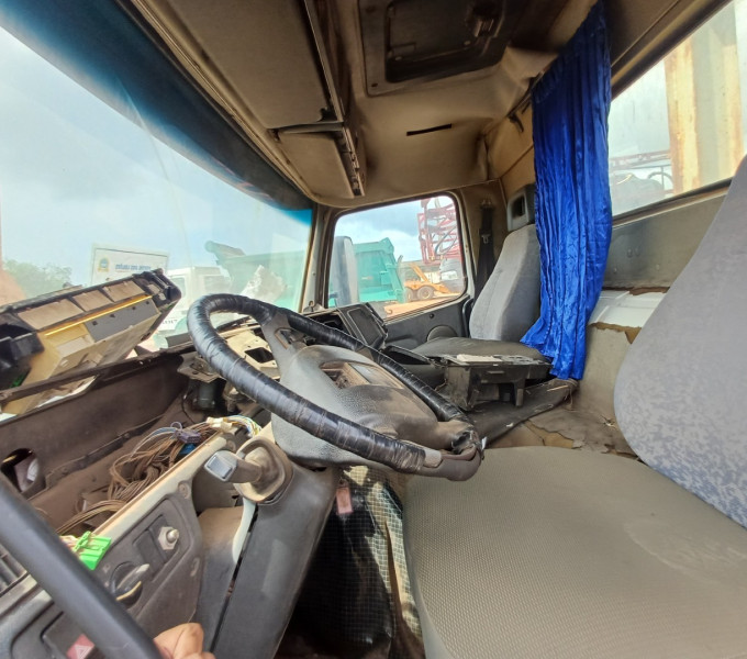 Caminhão Prentic Volvo FM-12/380, Ano 2001, Placa: , Frota: 103182