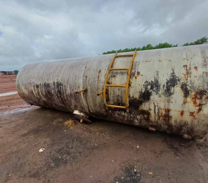 Tanque horizontal 8m³
