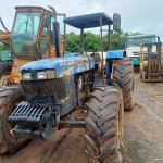 Trator de Pneu New Holland 8030-4, Ano: 2012, Frota: 105328