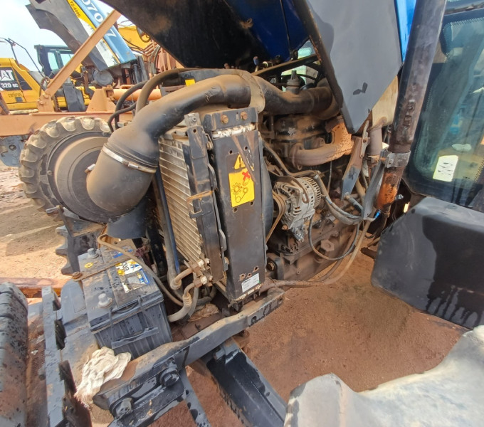 Trator de Pneu New Holland NH TL 95 E, Ano: 2012 Frota: 105325 + Ativo I3C4