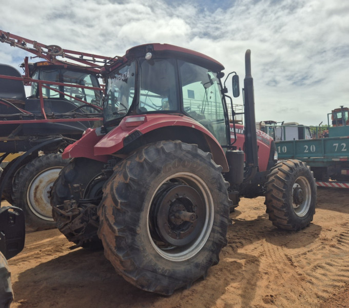 Trator de Pneus Case FARMALL 110A, Ano: 2017, Frota: 105360 + Ativo I9