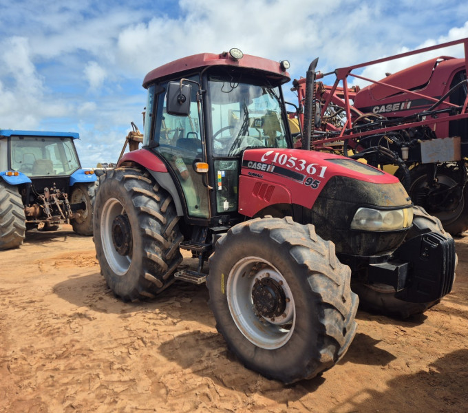 Trator de Pneus Case FARMALL 95, Ano: 2017, Frota: 105361 + Ativo I5C3