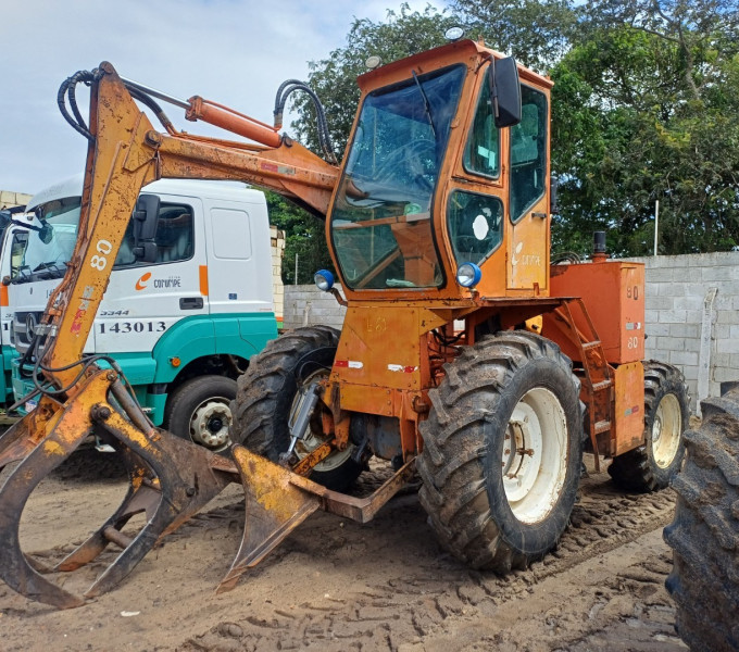 Carregadeira Valtra BM-100, Ano: 2014, Frota: 107080 + Ativo I11
