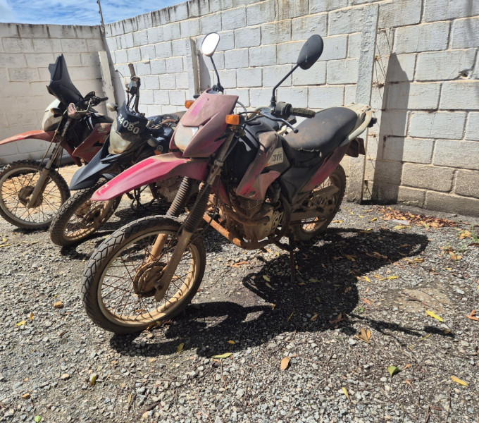 Motocicleta Honda NXR 150cc Bros ES, Ano 2014, Vermelha, Placa: OXG 7C21, Frota: 104087