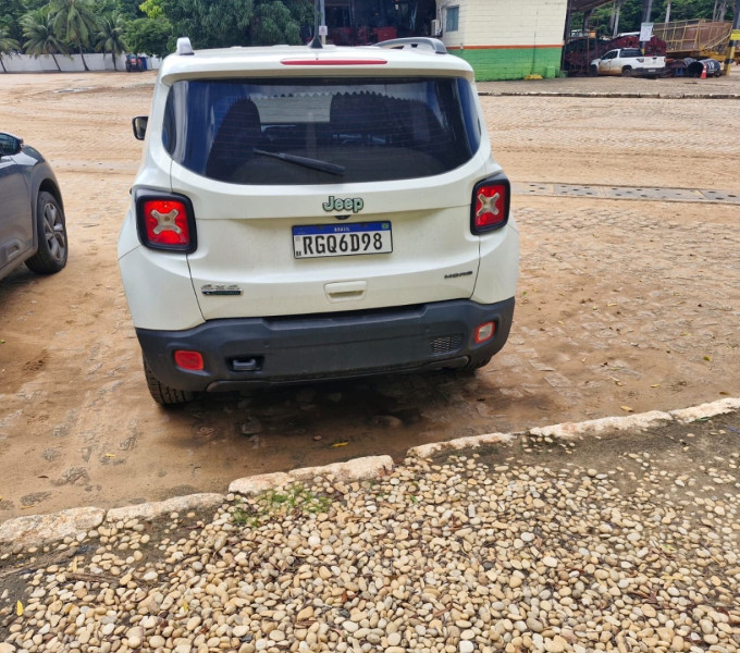 Automóvel Jeep Renegade 4x4 blindada, diesel, MOAB 2021, Placa: RGQ-6D98, 170cv + Ativo I14C3